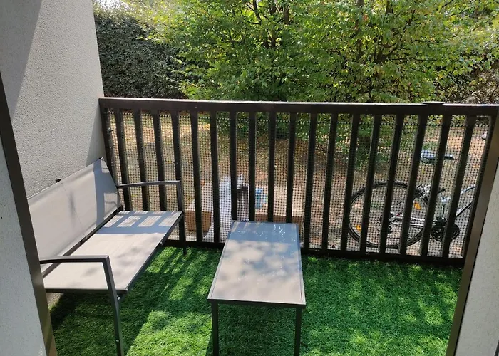 Superbe appartement en rez-de-jardin à LANTON
