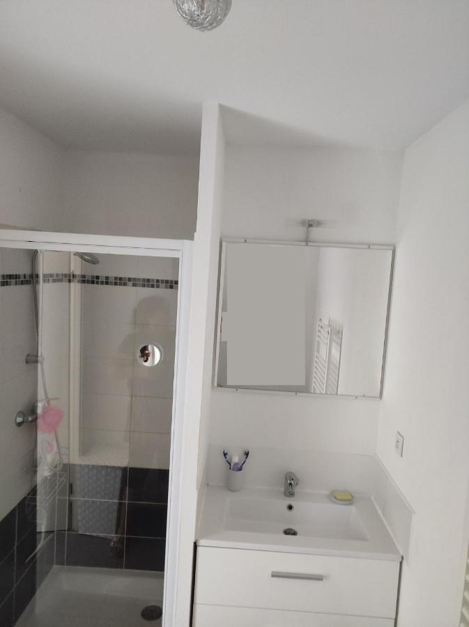 Superbe En Rez-de-jardin à Appartement *